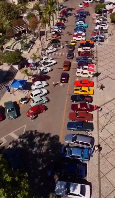Encontro regional de carros antigos com mais de 300 expositores em Caetité — imagem 2